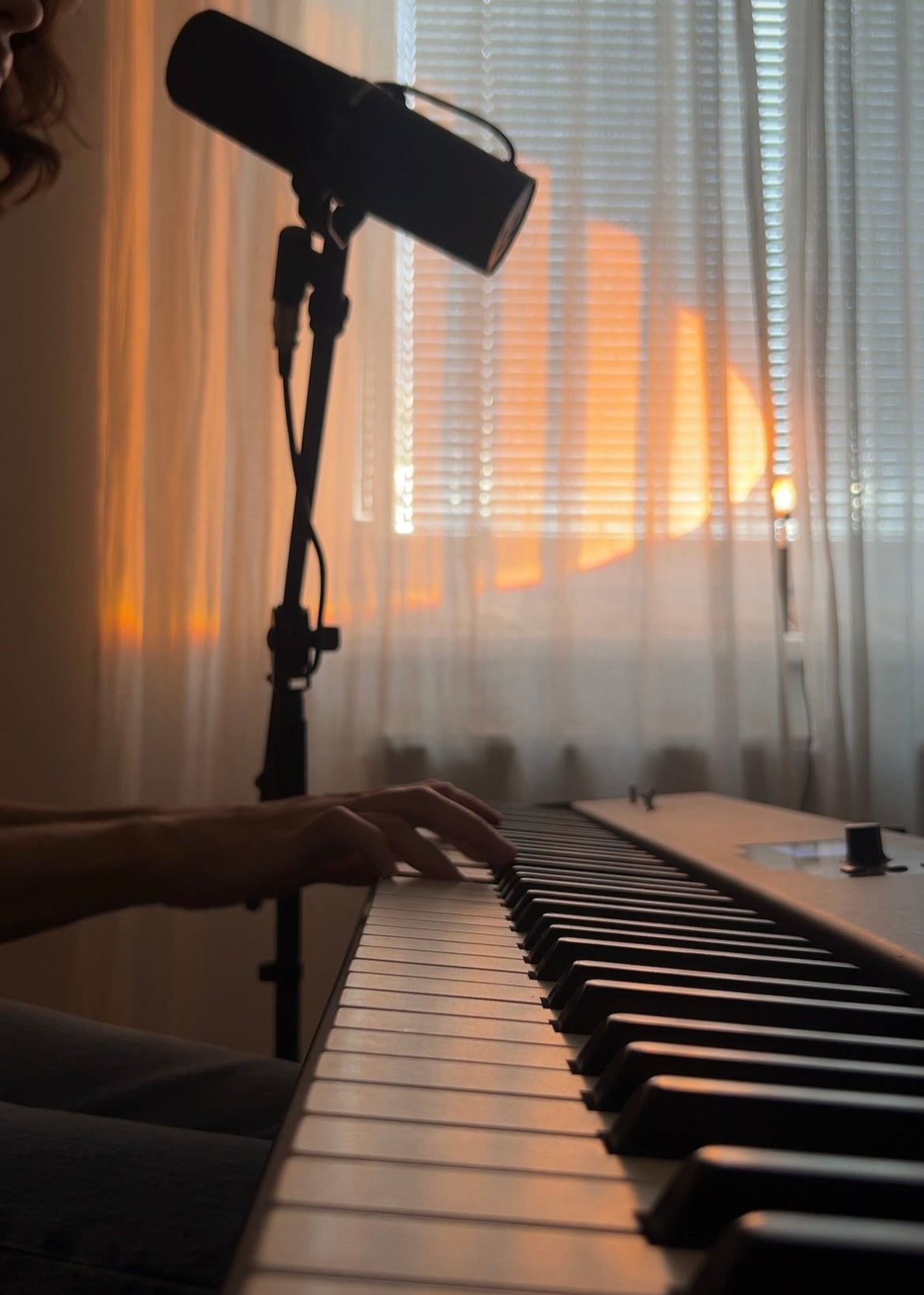 1:1 songwriting session